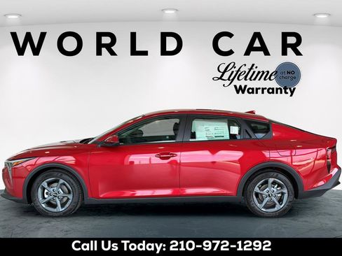 New 2026 Kia K4 FWD image 12