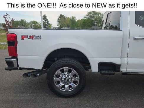 Certified 2024 Ford F250 Lariat w/ Lariat Ultimate Package AWD/4WD image 7
