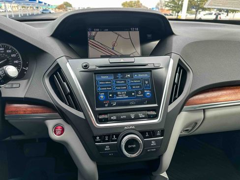 Used 2017 Acura MDX FWD w/ Advance Package image 32