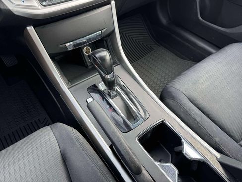 Used 2014 Honda Accord Sport image 32