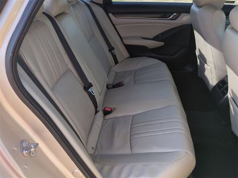 Used 2018 Honda Accord EX-L image 26