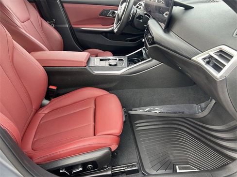 Used 2025 BMW 330i xDrive Sedan w/ M Sport Package image 13