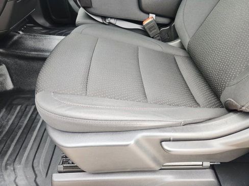 Used 2025 Chevrolet Silverado 2500 W/T image 25