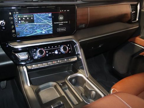 Used 2024 GMC Sierra 2500 Denali Ultimate image 60