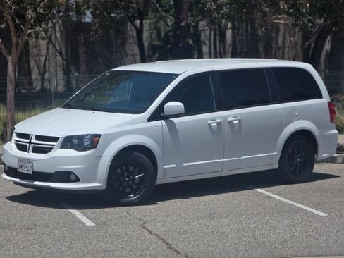 Used 2019 Dodge Grand Caravan GT FWD image 17