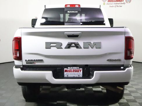 Used 2026 RAM 2500 Laramie AWD/4WD image 11