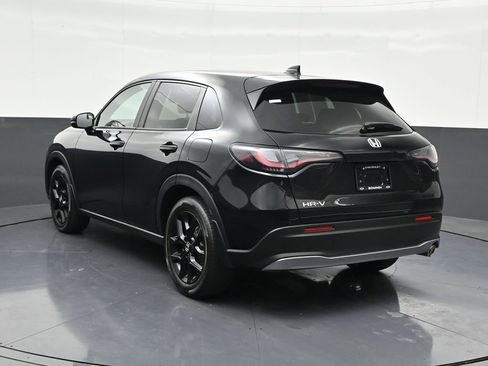 Used 2025 Honda HR-V Sport image 3