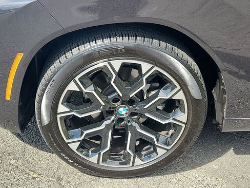 Used 2025 BMW X3 xDrive30i w/ Premium Package AWD/4WD image 8