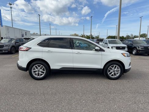 Certified 2024 Ford Edge SEL image 5