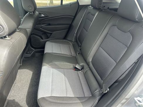 Certified 2025 Chevrolet Trax LT w/ Driver Confidence Package FWD image 42