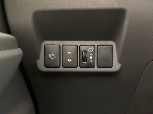 Used 2012 Toyota Prius V Five image 28