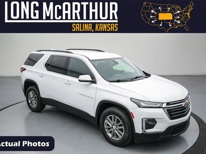 Used 2023 Chevrolet Traverse LT