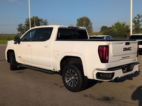 Used 2020 GMC Sierra 1500 AT4 w/ AT4 Premium Package AWD/4WD image 3