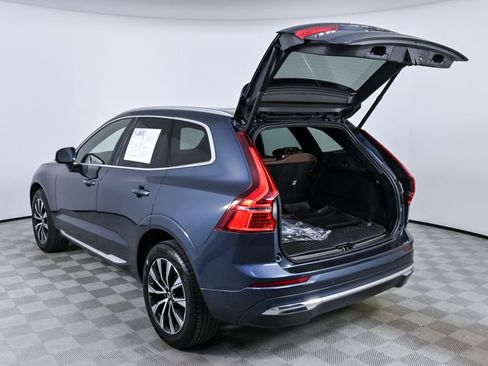 Certified 2023 Volvo XC60 B5 Plus w/ Climate Package image 33