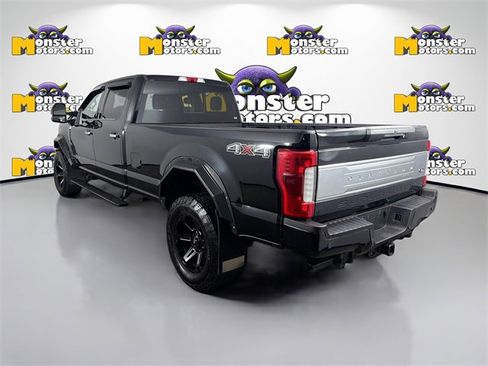 Used 2018 Ford F250 Platinum w/ Platinum Ultimate Package image 7