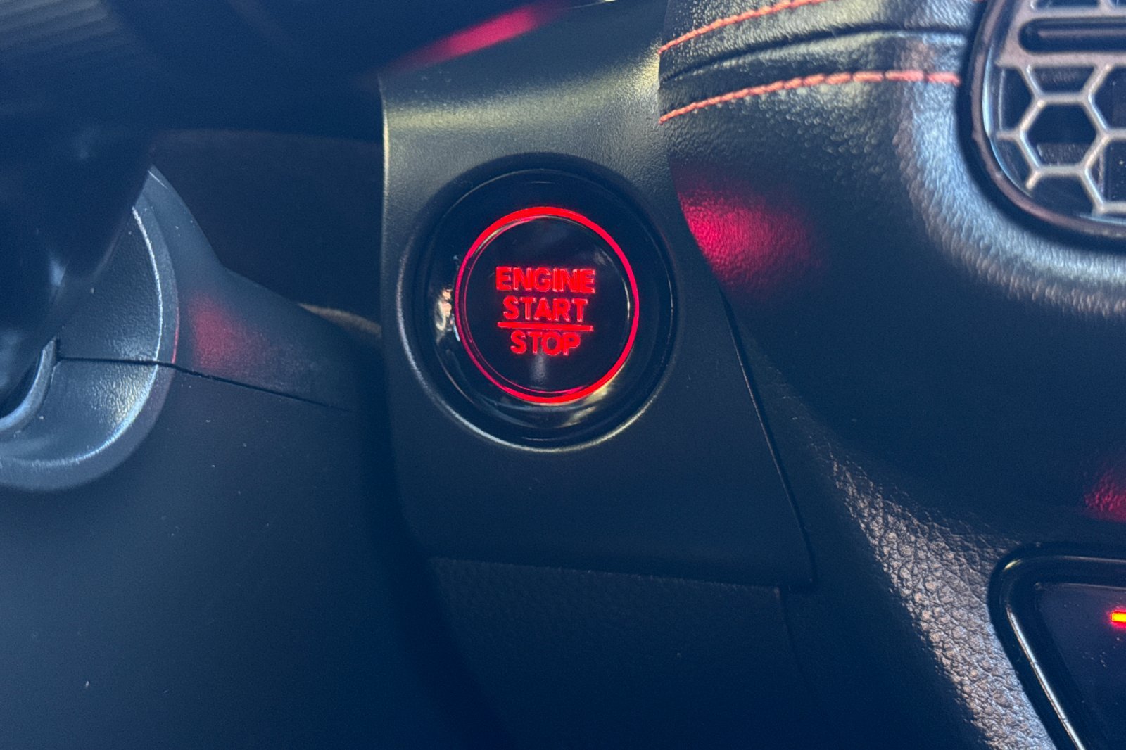 Used 2024 Honda HR-V Sport image 25