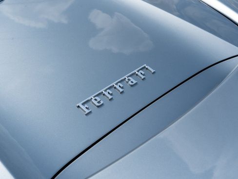 Used 2019 Ferrari 488 Spider RWD image 17