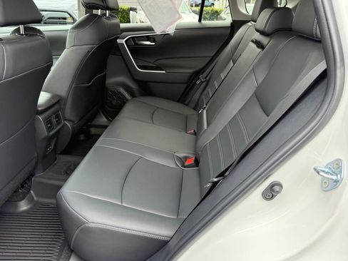 Used 2025 Toyota RAV4 XLE Premium w/ Weather Package FWD image 33