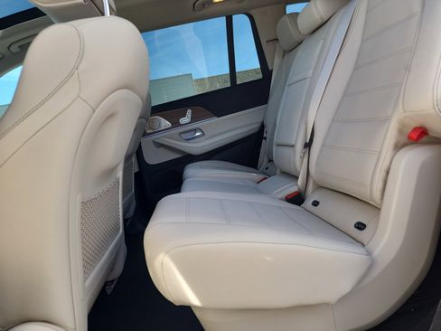 New 2026 Mercedes-Benz GLS 450 4MATIC image 23