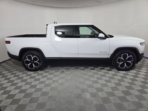 Used 2023 Rivian R1T Adventure image 6