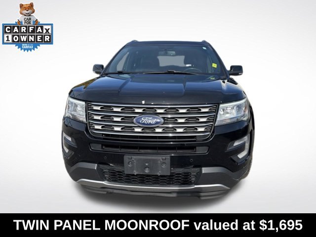 Used 2017 Ford Explorer XLT w/ Equipment Group 202A AWD/4WD image 4