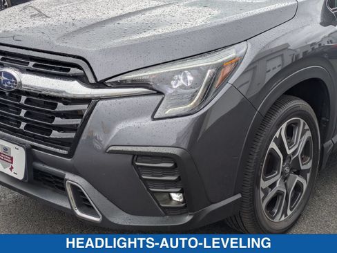 Used 2025 Subaru Ascent Touring AWD/4WD image 10