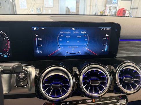 New 2026 Mercedes-Benz GLB 250 4MATIC image 28