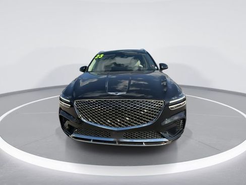 Used 2023 Genesis GV70 2.5T w/ Select Package AWD/4WD image 3