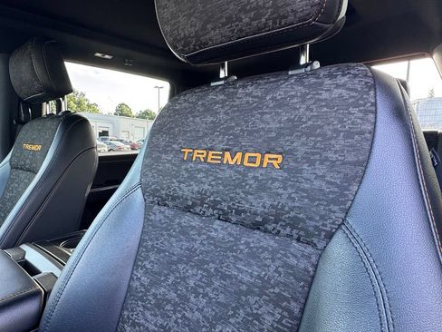 Used 2022 Ford F150 4x4 SuperCrew image 19