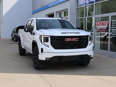 New 2026 GMC Sierra 1500 Elevation w/ Elevation Premium Package