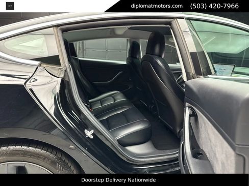 Used 2019 Tesla Model 3 Long Range image 21