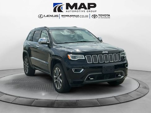 Used 2018 Jeep Grand Cherokee Overland AWD/4WD image 7