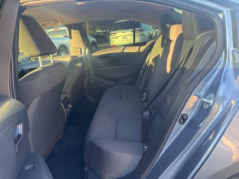 Used 2025 Toyota Corolla LE image 23