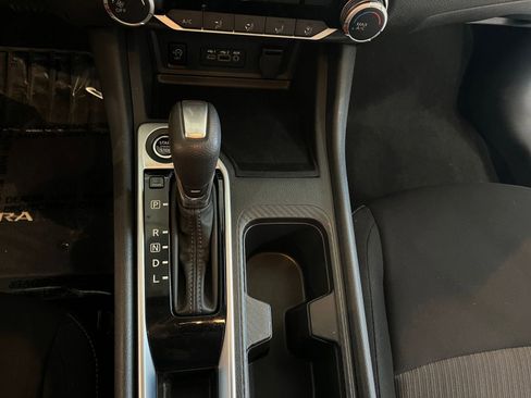 Used 2025 Nissan Sentra SV FWD image 40