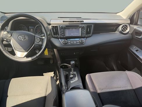 Used 2017 Toyota RAV4 XLE AWD/4WD image 13