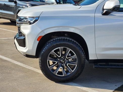 Used 2022 Chevrolet Tahoe Z71 w/ Luxury Package image 14