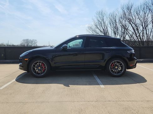 Used 2025 Porsche Macan S image 2