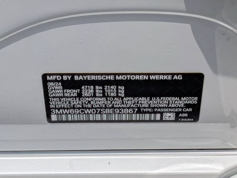 Used 2025 BMW 330i Sedan w/ Convenience Package RWD image 42
