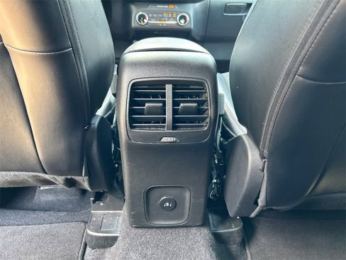 Used 2024 Ford Escape ST-Line image 25