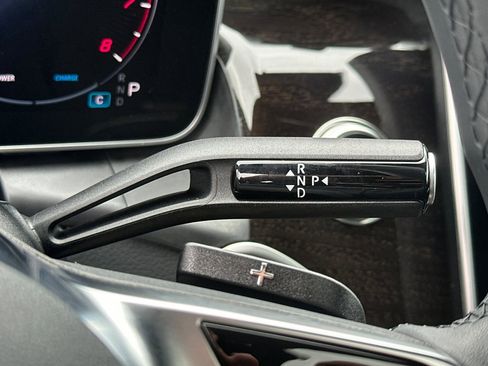 Certified 2025 Mercedes-Benz GLC 300 image 21