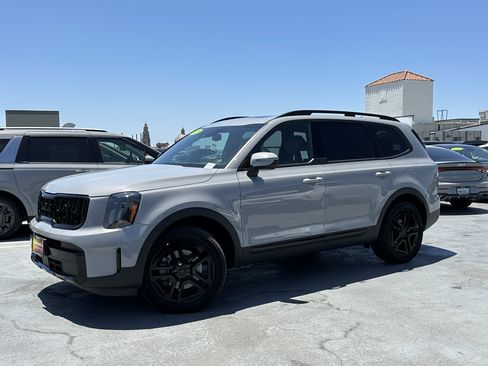 Certified 2025 Kia Telluride EX X-Line AWD/4WD image 2