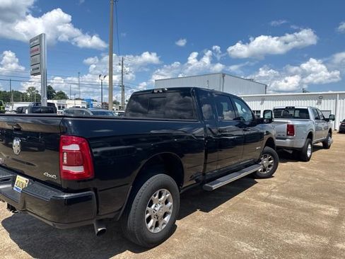 Used 2024 RAM 2500 Laramie w/ Protection Group AWD/4WD image 4