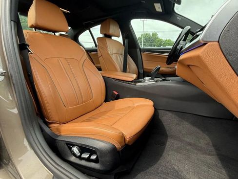 Used 2017 BMW 540i xDrive w/ Premium Package image 16