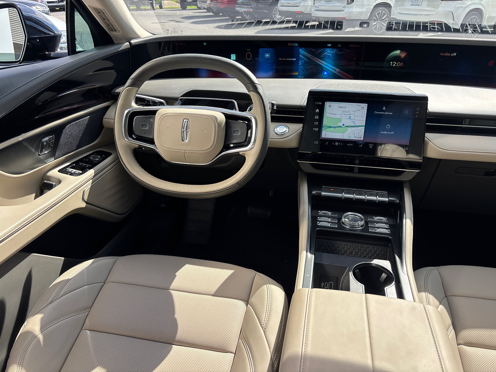 Certified 2025 Lincoln Nautilus Premier AWD/4WD image 28