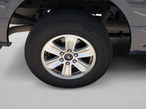 Used 2018 Ford F150 XL w/ Equipment Group 101A Mid RWD image 21