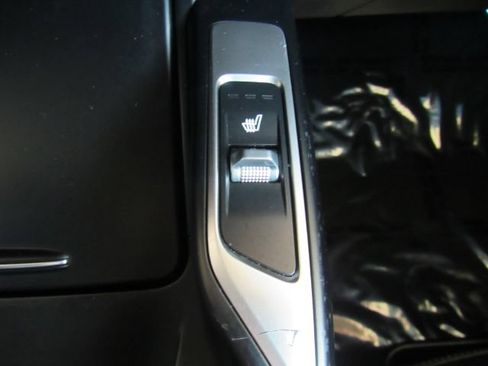 Used 2021 Kia Sorento S FWD image 50