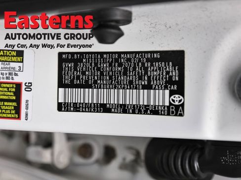 Used 2019 Toyota Corolla LE FWD image 33