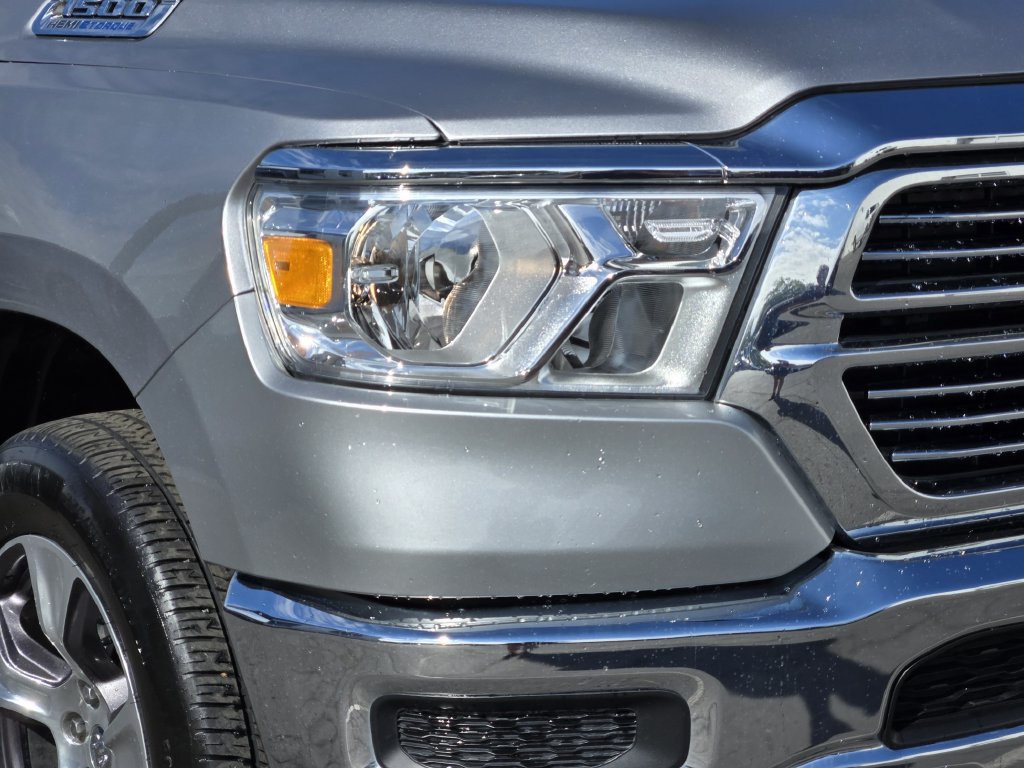 Used 2024 RAM 1500 Laramie AWD/4WD image 8