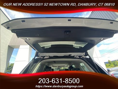 Used 2025 Ford Expedition Active AWD/4WD image 24