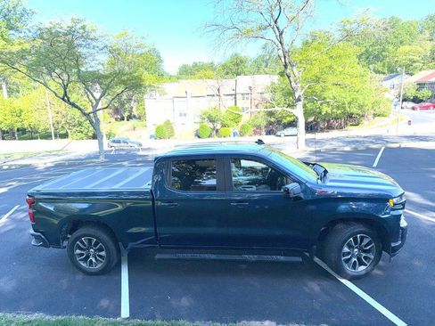 Used 2021 Chevrolet Silverado 1500 RST w/ Convenience Package II image 7